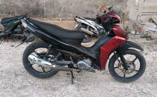 YAMAHA JUPITER Z1 CW