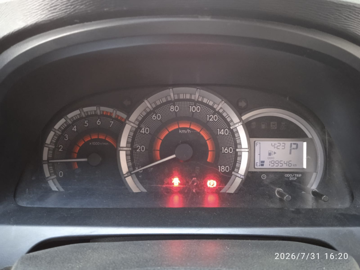 TOYOTA  AVANZA  1.3 G
