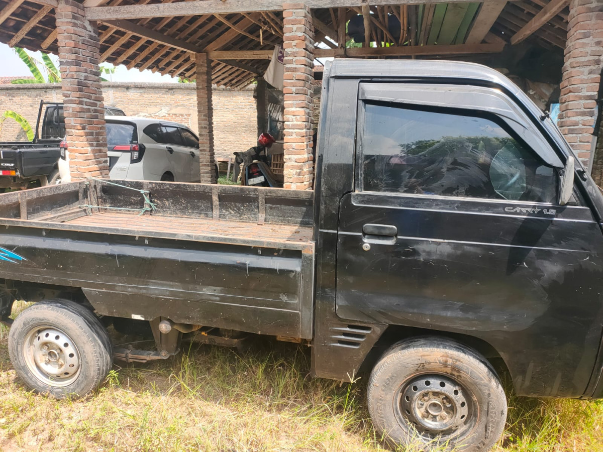 SUZUKI  ST 150  PICK UP