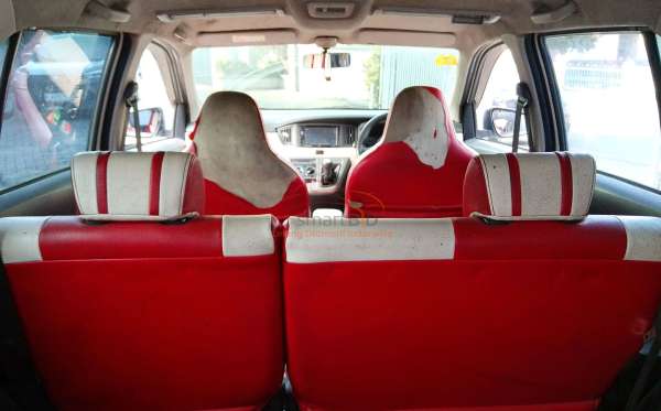 DAIHATSU  SIGRA