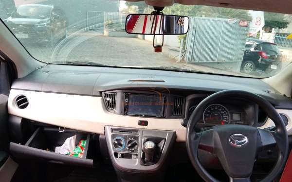 DAIHATSU  SIGRA