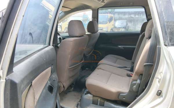 DAIHATSU XENIA R