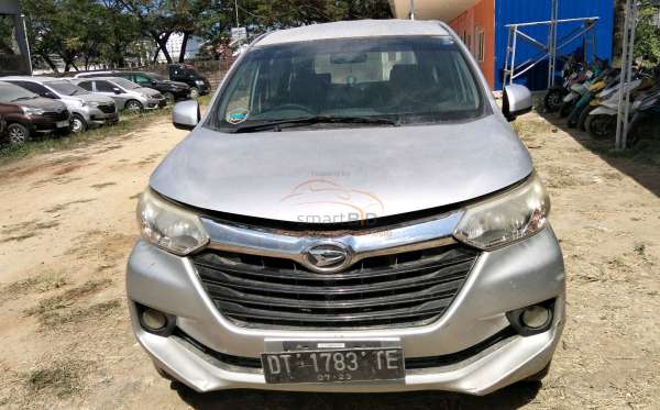 DAIHATSU XENIA R