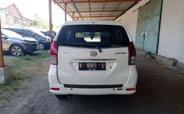DAIHATSU XENIA