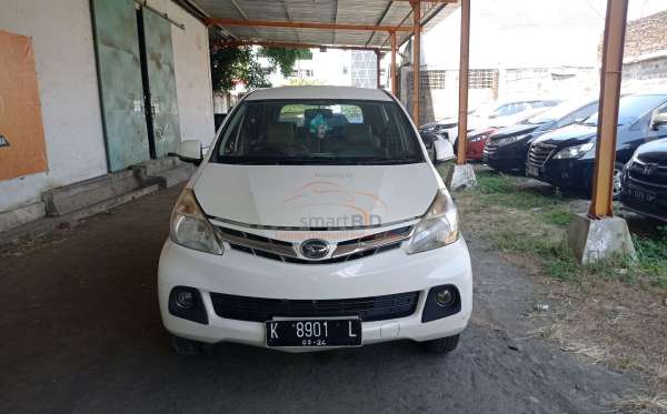 DAIHATSU XENIA