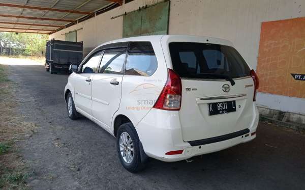 DAIHATSU XENIA