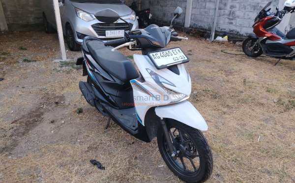 HONDA  BEAT