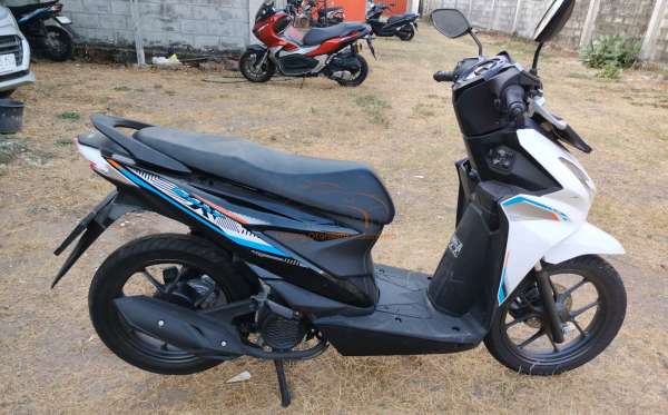 HONDA  BEAT