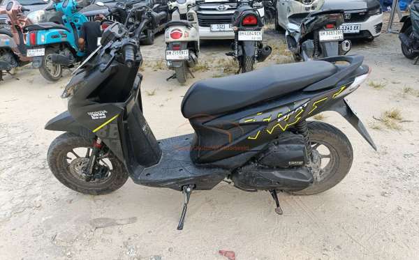 HONDA  BEAT STREET