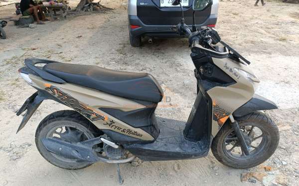 HONDA  BEAT STREET