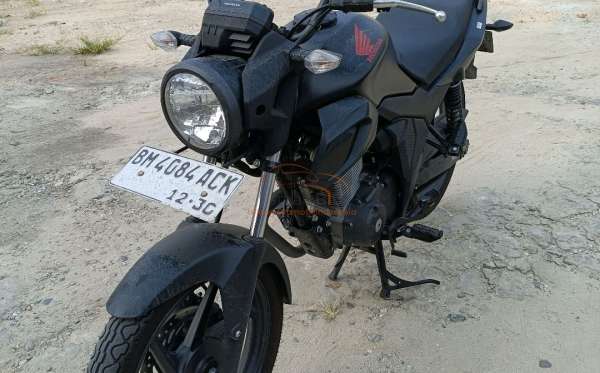 HONDA CB 150 Verza
