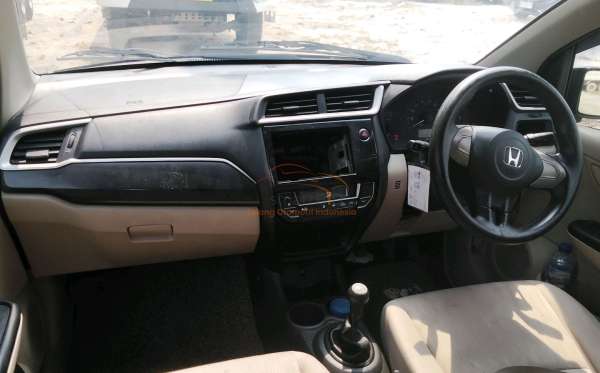 HONDA MOBILIO E