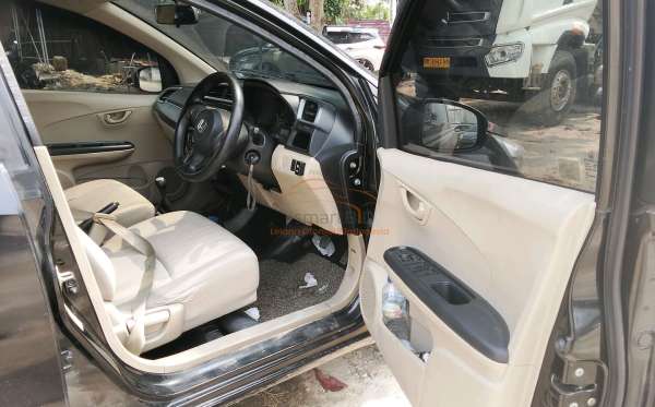 HONDA MOBILIO E