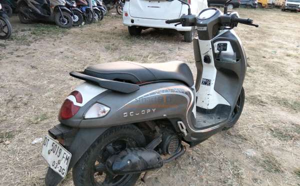 HONDA  SCOOPY