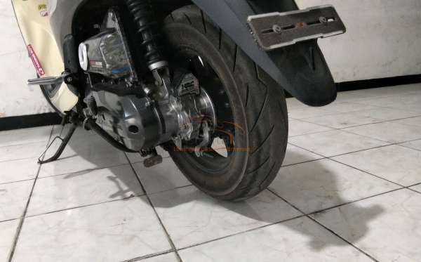 HONDA SCOOPY SPORTY
