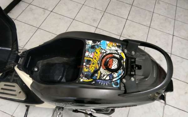 HONDA SCOOPY SPORTY