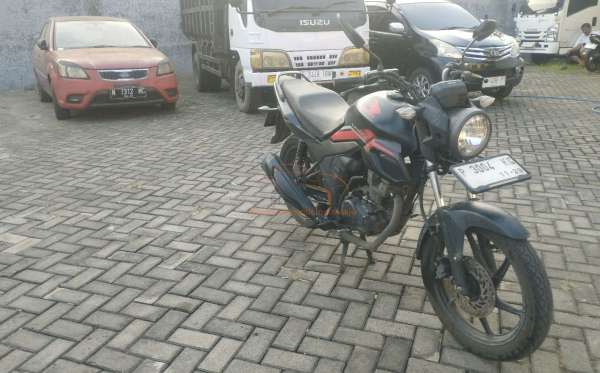 HONDA CB 150 Verza