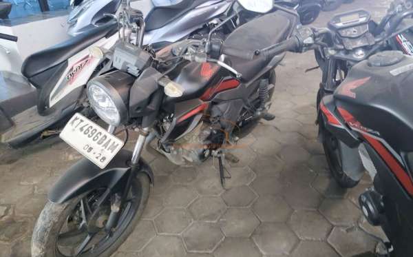 HONDA  CB 150 Verza