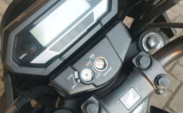 HONDA CB 150 Verza
