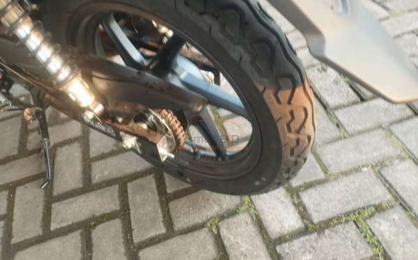 HONDA CB 150 Verza