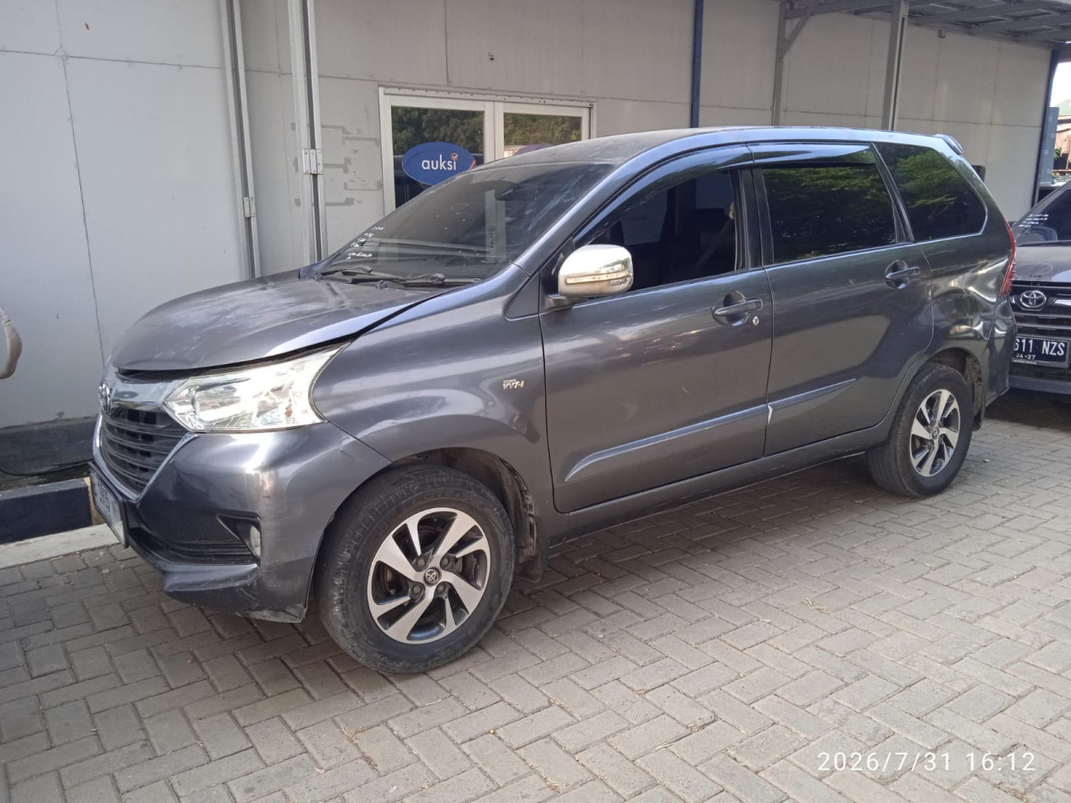 TOYOTA  AVANZA  1.3 G