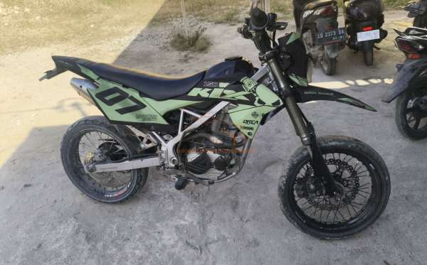 KAWASAKI LX 150