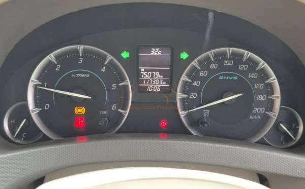 SUZUKI ERTIGA