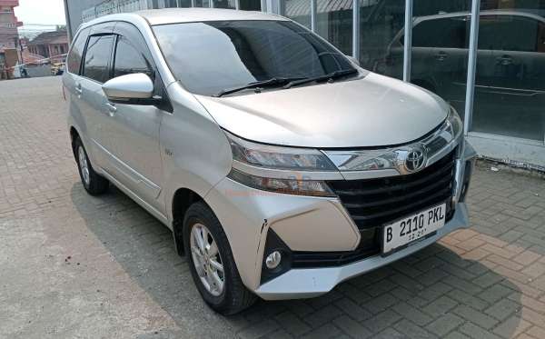 TOYOTA AVANZA 1.3 G
