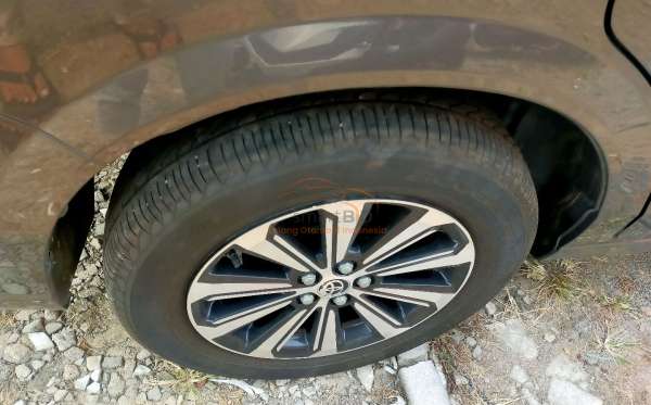 TOYOTA AVANZA 1.5 G