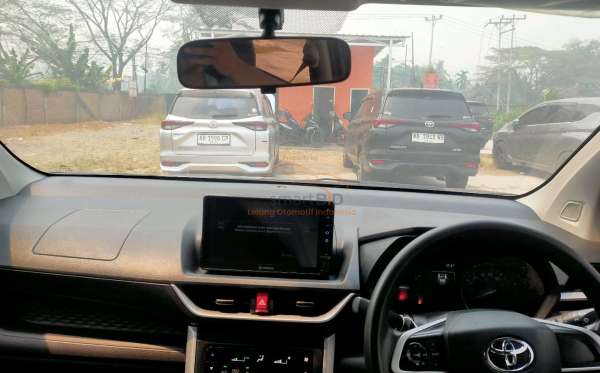 TOYOTA AVANZA 1.5 G