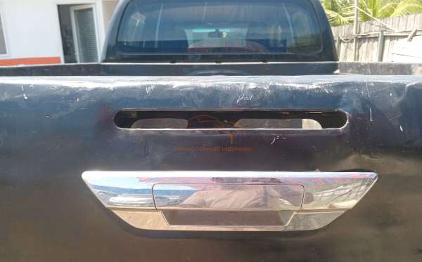 TOYOTA HILUX 2.4G DC 4X4