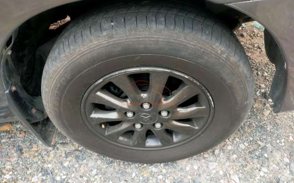 TOYOTA INNOVA G