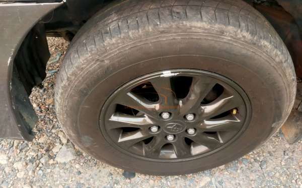 TOYOTA INNOVA G