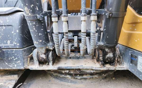 XCMG EXCAVATOR XE215C