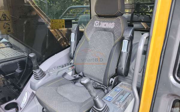 XCMG EXCAVATOR XE215C