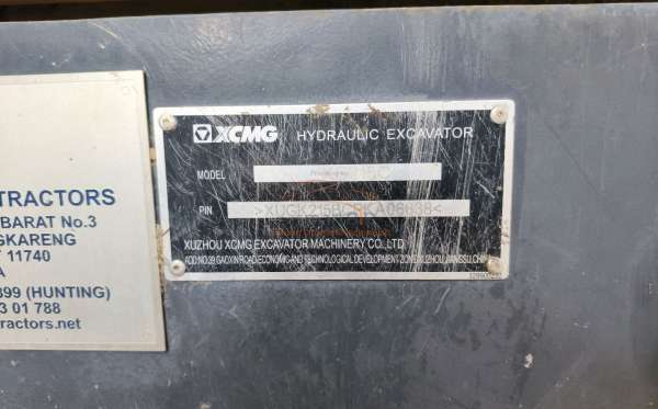 XCMG EXCAVATOR XE215C