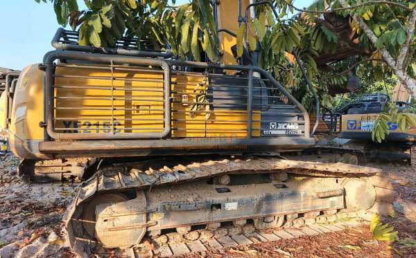 XCMG EXCAVATOR XE215C