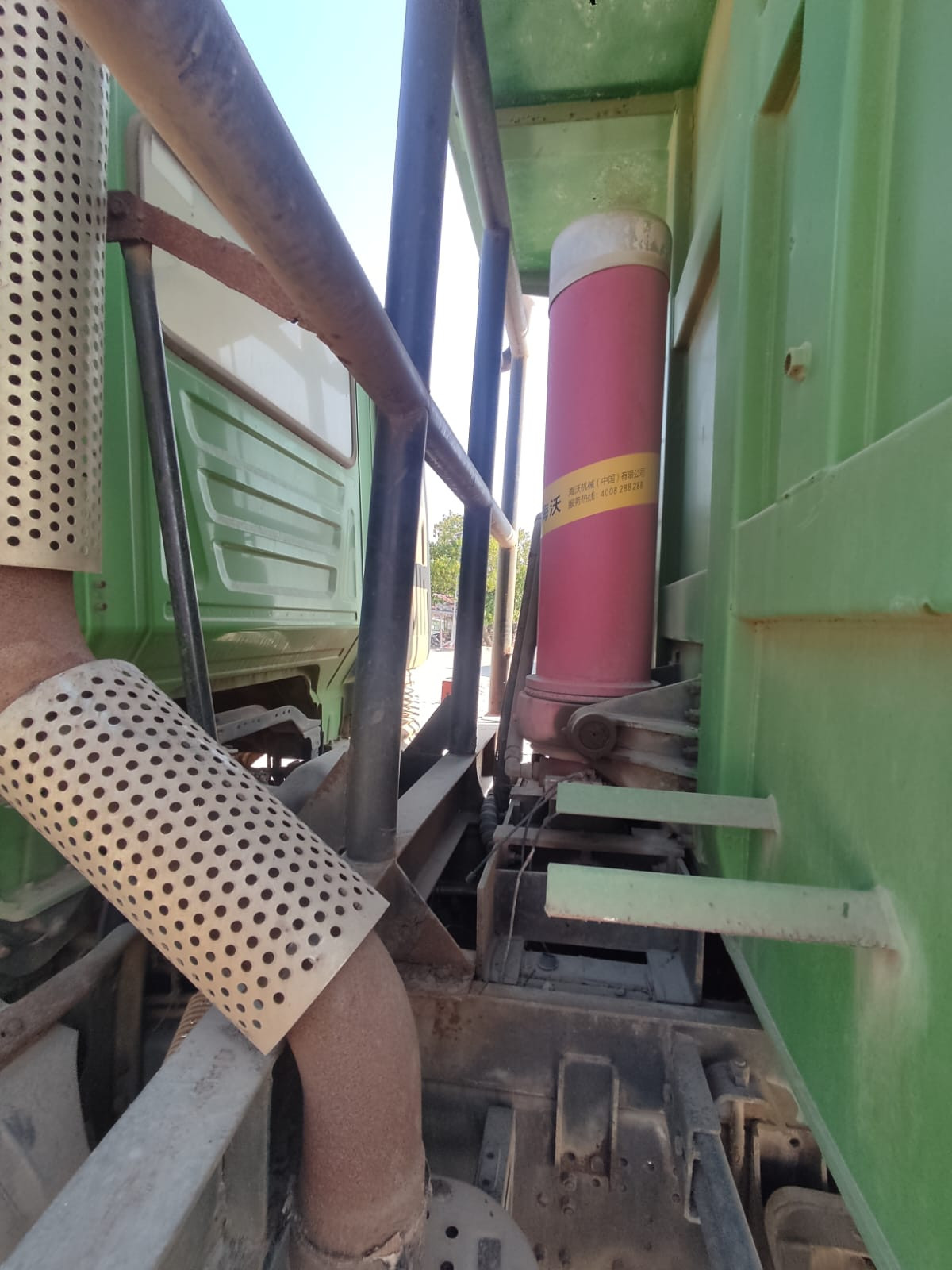 HONGYAN  DUMP TRUCK