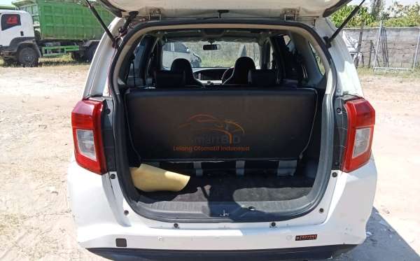 DAIHATSU SIGRA