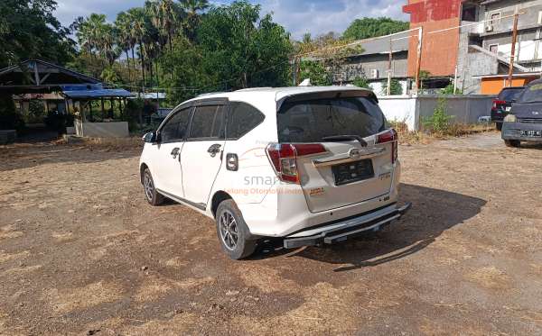 DAIHATSU  SIGRA