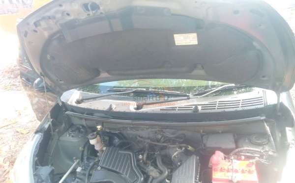 DAIHATSU  SIGRA  R