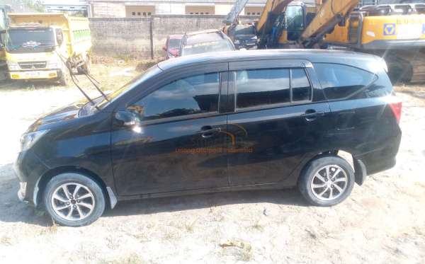 DAIHATSU  SIGRA  R