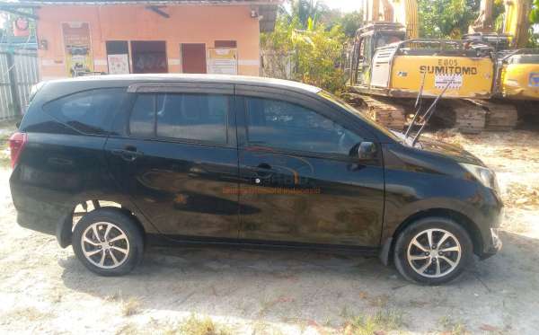 DAIHATSU  SIGRA  R
