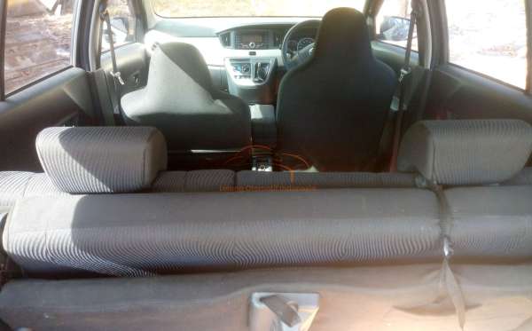 DAIHATSU  SIGRA  R