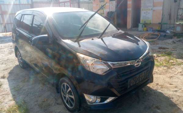 DAIHATSU  SIGRA  R