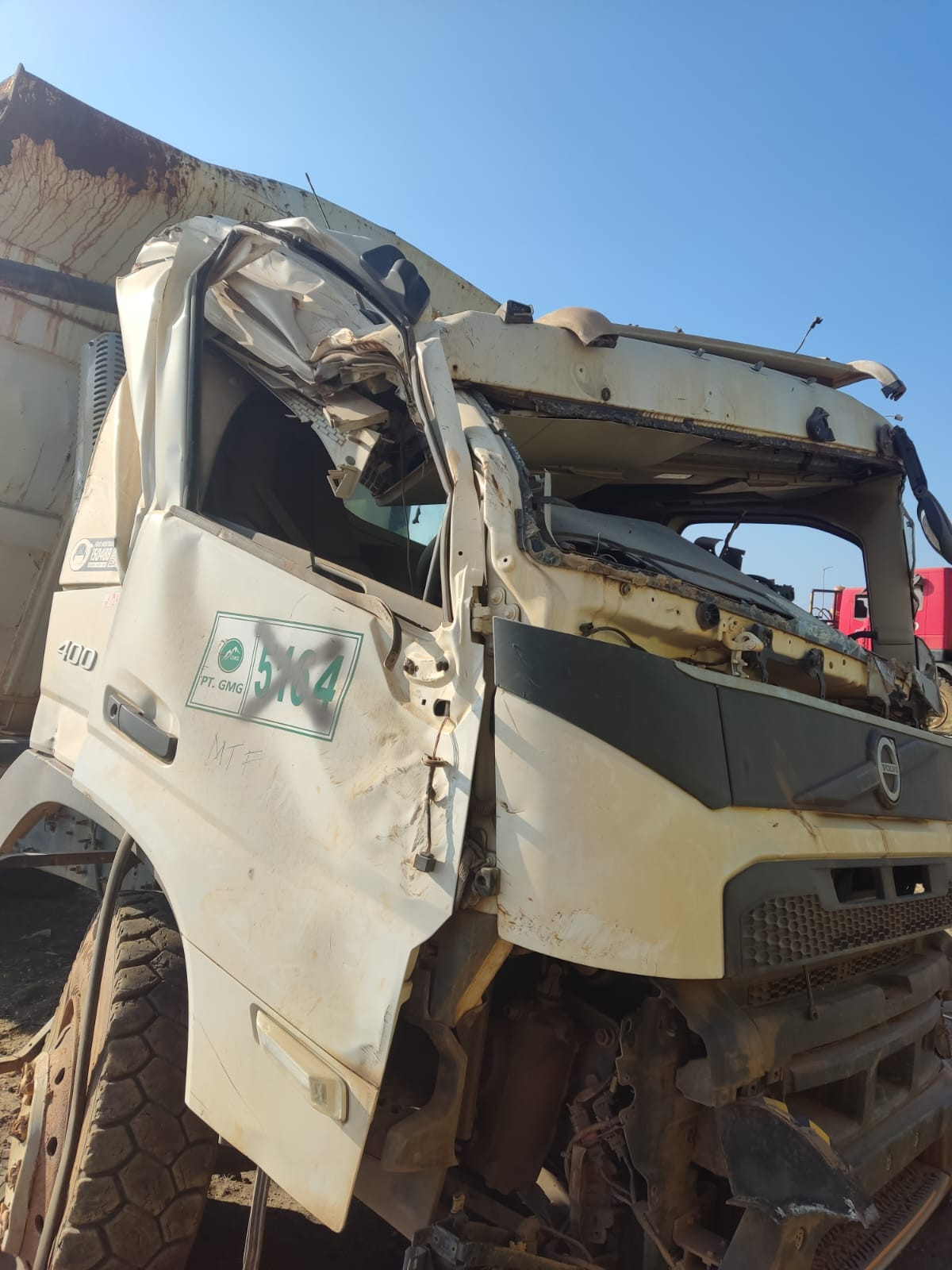 VOLVO  FMX -400400HP6X4R