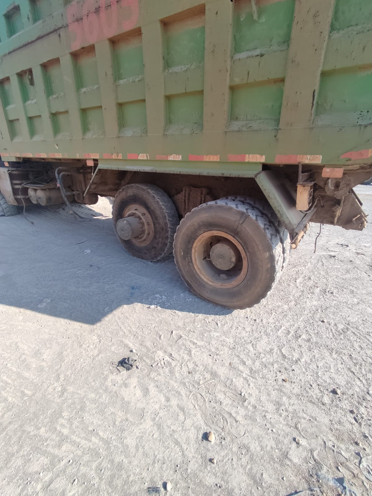 HONGYAN  DUMP TRUCK