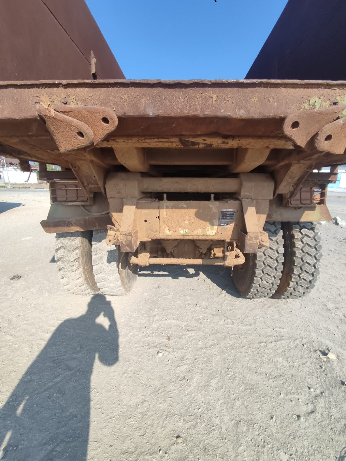 HONGYAN  DUMP TRUCK