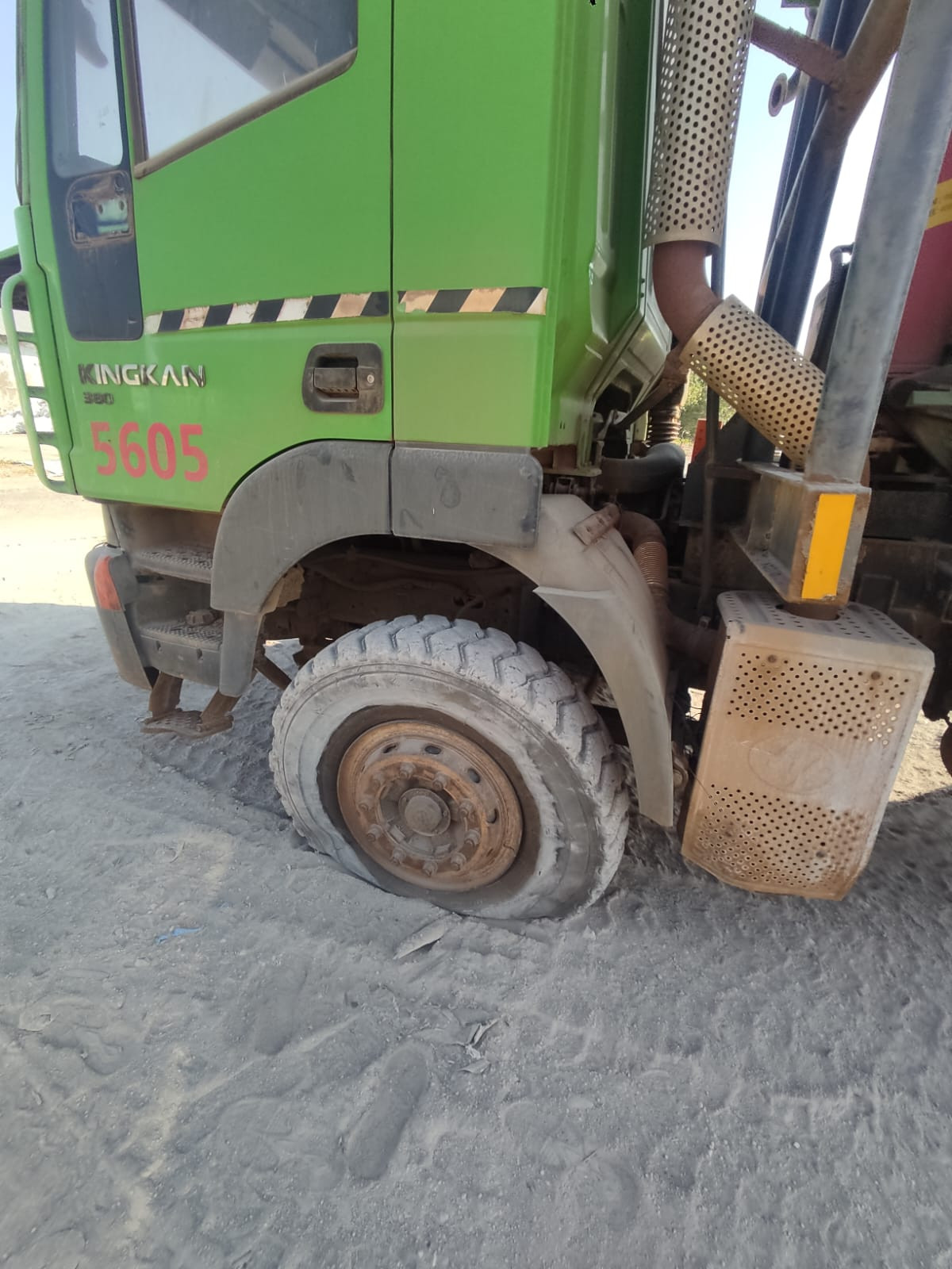HONGYAN  DUMP TRUCK