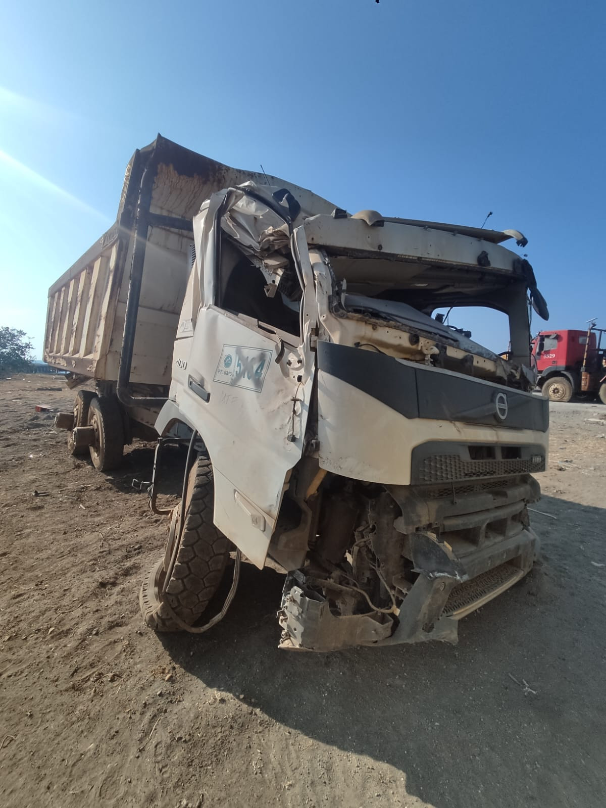 VOLVO  FMX -400400HP6X4R